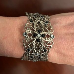 Never Worn Adjustable Silver Tone Metal Bracelet w/ Black & Clear Crystals